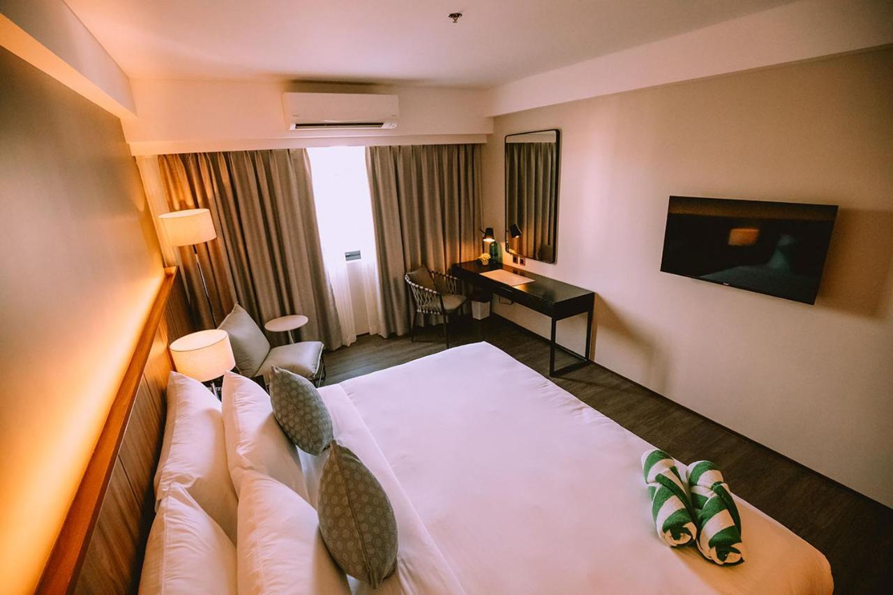 The Maximilian Hotel Cauayan City  Luaran gambar