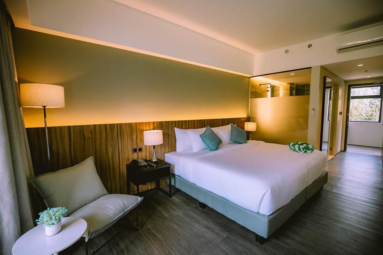 The Maximilian Hotel Cauayan City  Luaran gambar